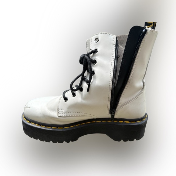 Dr. Martens Jadon White Leather Platform Boots – Women’s Size 9 US - Picture 6 of 9